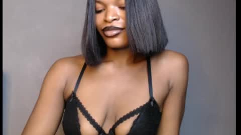 sweetxxboobsx online show from May 11, 9:00 am