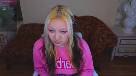 Hot Candy online show from October 12, 4:26 am