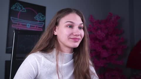 Emily online show from April 7, 9:00 am