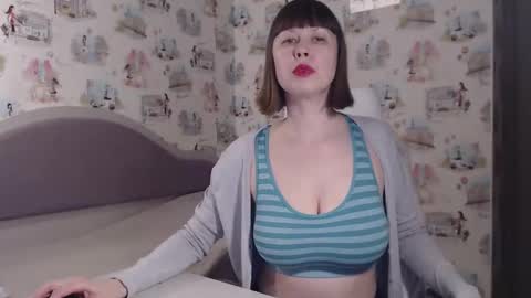 Snapshot of sweety_girlxx chatting on December 3, 2:49 pm Mila online show from December 3, 2:49 pm