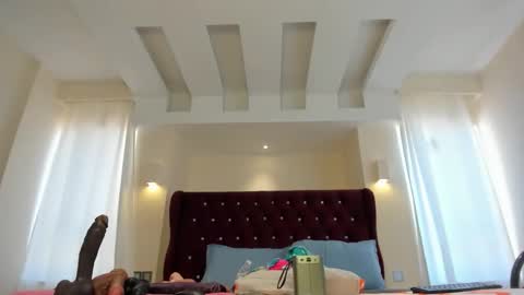 shawtyshasha online show from February 4, 9:45 am