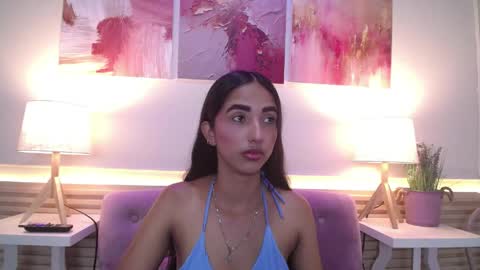 LAURA online show from May 19, 12:01 pm