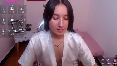 Catalina online show from December 31, 5:40 pm