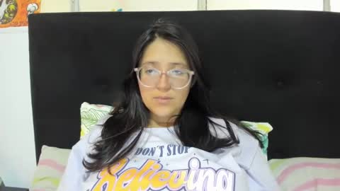 sweetyypeach online show from January 12, 5:01 pm