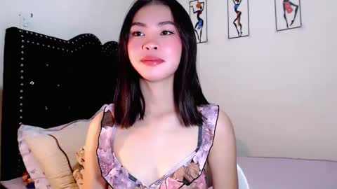 Holly online show from March 12, 2:41 am