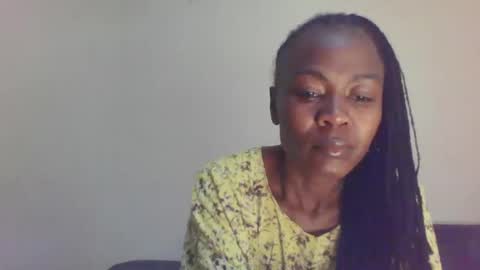 Snapshot of swtebony1 chatting on January 27, 11:54 pm ALICIA online show from January 27, 11:54 pm