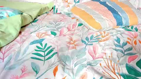 Lilly  online show from February 22, 8:15 pm