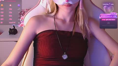 Snapshot of sydney_max chatting on February 17, 1:25 am Milena online show from February 17, 1:25 am
