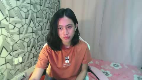 sydnyxox1 online show from May 18, 3:27 am