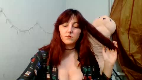 Sarah online show from September 30, 4:12 pm