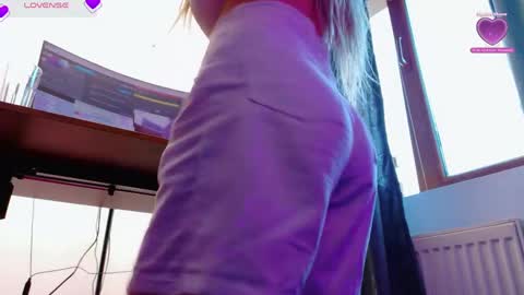 Arianna online show from May 12, 4:46 pm