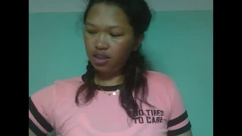 Snapshot of tahiniah chatting on February 24, 2:14 pm tahiniah online show from February 24, 2:14 pm