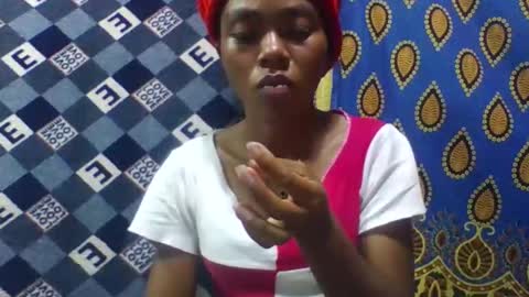 tahiryjosiah online show from October 20, 3:31 am