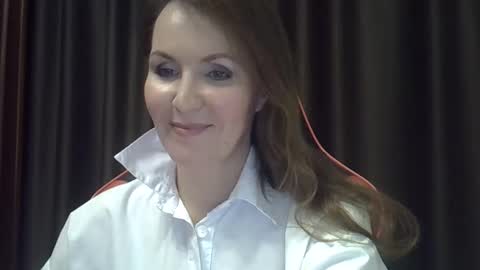 taisialucky77 online show from December 17, 8:24 pm