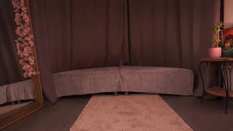 im Lally online show from October 15, 2:58 am