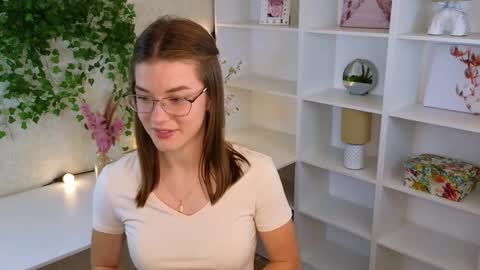 Adell online show from September 23, 2:59 pm