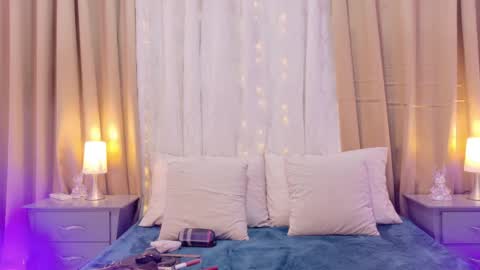 tali  online show from May 23, 7:12 pm