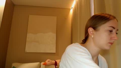 Snapshot of taliiyafiredream chatting on January 14, 6:02 am Kira online show from January 14, 6:02 am