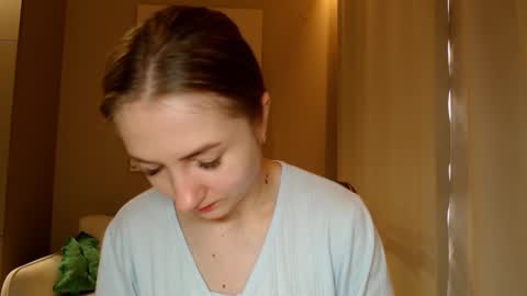 Snapshot of taliiyafiredream chatting on January 15, 7:37 am Kira online show from January 15, 7:37 am