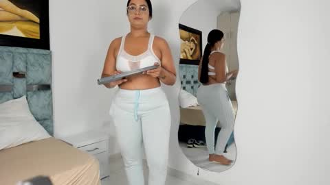 tamaara_lov online show from September 18, 12:26 pm