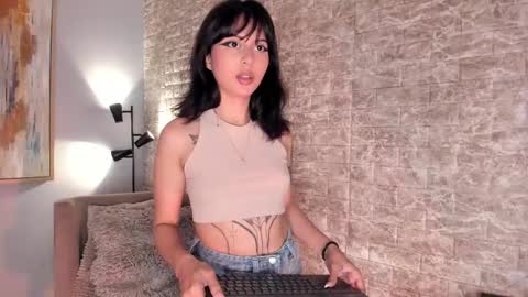 Tami  online show from February 25, 12:27 pm