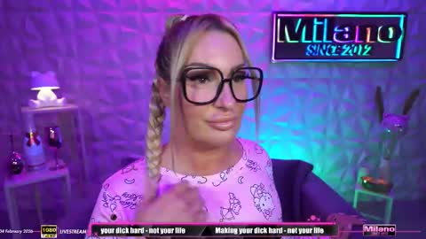 TamaraMilano online show from February 4, 8:50 am