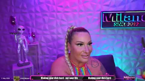 TamaraMilano online show from May 11, 8:27 am