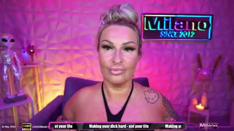 TamaraMilano online show from May 26, 7:40 am