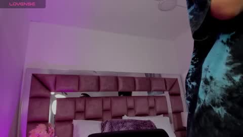 Tami online show from October 18, 10:33 pm