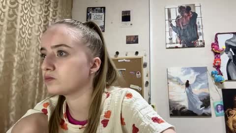 Karina online show from April 9, 5:18 pm