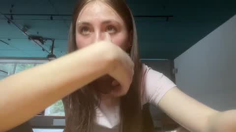 Trisha online show from April 13, 2:07 pm