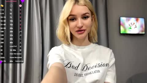 Melissa online show from May 21, 2:48 pm