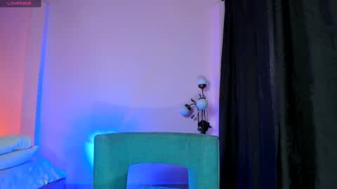 Snapshot of tammy_evans chatting on February 25, 2:47 am TAMARA online show from February 25, 2:47 am
