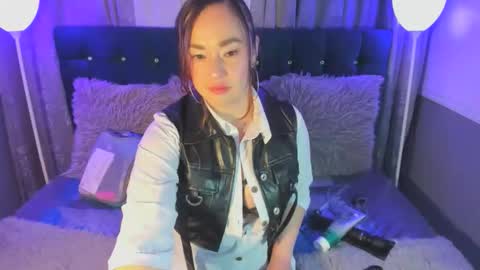 Tammara  online show from January 10, 7:02 am