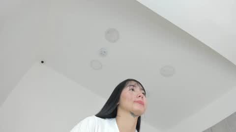 Tamy Leen online show from January 6, 12:57 pm