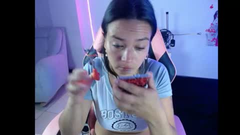 tamytrickss online show from July 6, 12:43 pm
