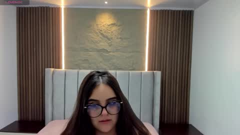 TANIA  online show from February 17, 3:39 am