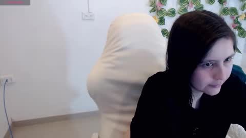 Tania  online show from February 20, 7:04 pm