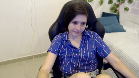 Tania  online show from January 26, 2:30 pm