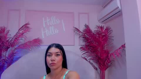 Snapshot of taniamilan chatting on February 25, 11:32 am Tania online show from February 25, 11:32 am