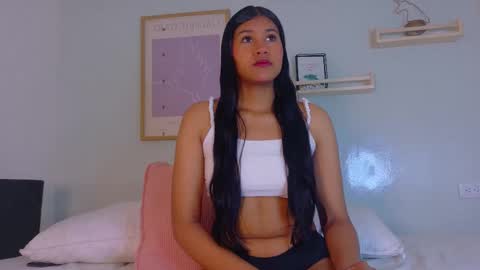 T A N I A  online show from March 21, 11:48 am