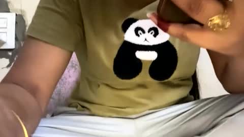taniya_roy4628 online show from May 20, 5:37 am