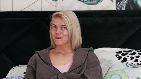 tanyaGrey online show from April 27, 5:26 am