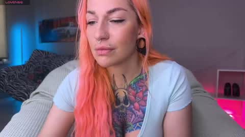 Tanya acid       online show from May 18, 3:38 am