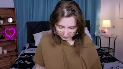 Tara online show from September 30, 1:33 am