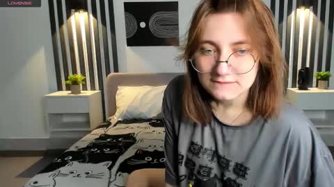 Tara online show from September 14, 3:04 am