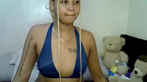 tastie_t online show from April 6, 2:22 am