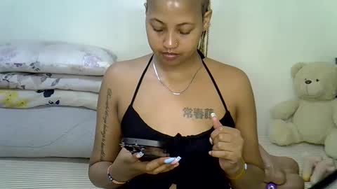 tastie_t online show from April 9, 7:47 am