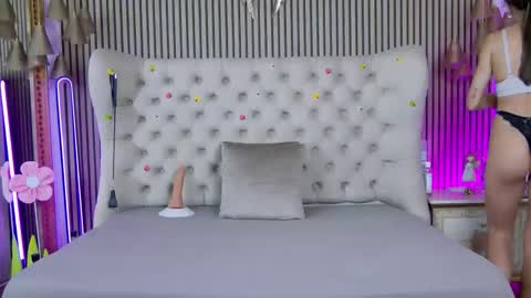 TastyPatricia online show from May 8, 2:31 pm