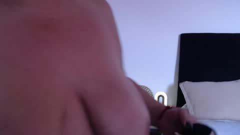tatiana_monteros online show from May 3, 2:53 pm